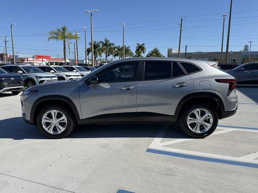 2024 Chevrolet Trax LS