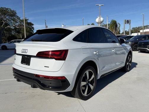 2022 Audi Q5 45 S line Premium Plus