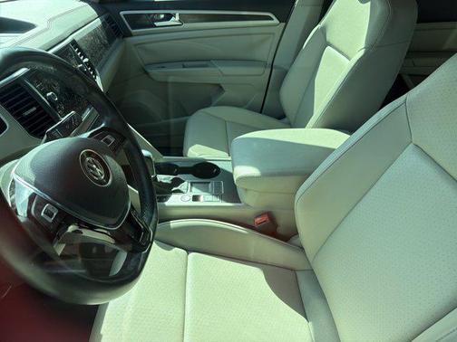 2019 Volkswagen Atlas 3.6L SE w/Technology