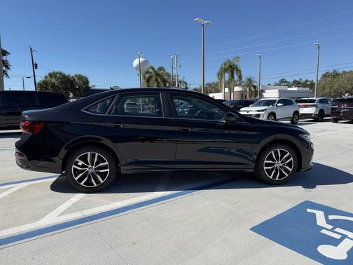 2026 Volkswagen Jetta 1.4T SE