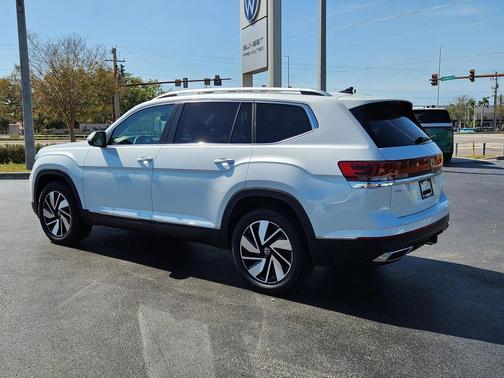 2025 Volkswagen Atlas 2.0T SEL