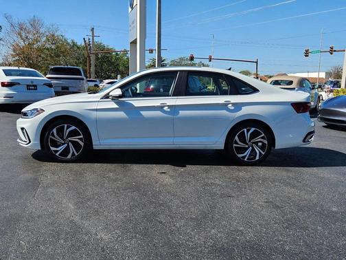 2025 Volkswagen Jetta 1.5T SEL