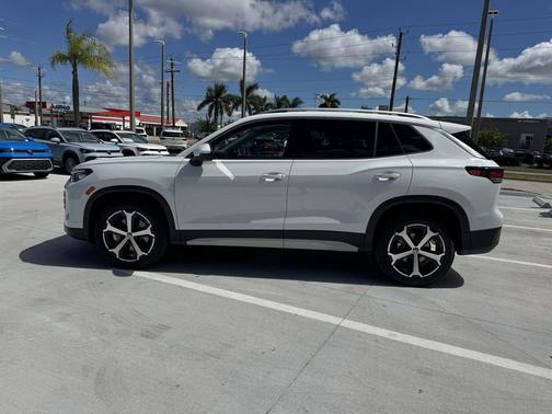 2025 Volkswagen Tiguan 2.0T SE 4MOTION