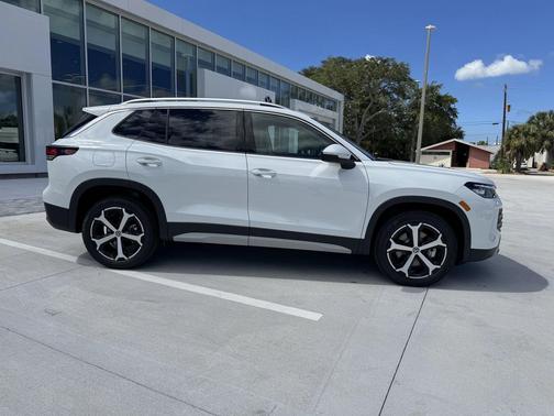 2025 Volkswagen Tiguan 2.0T SE 4MOTION