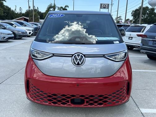 Cherry Red W/Metro Silver Upper 2025 Volkswagen ID. Buzz Pro S Plus