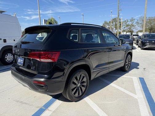 2024 Volkswagen Taos 1.5T S