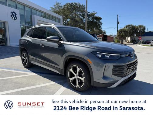 2025 Volkswagen Tiguan 2.0T SE