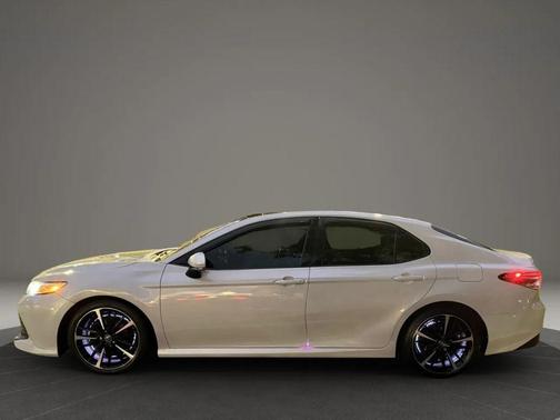 2018 Toyota Camry XLE