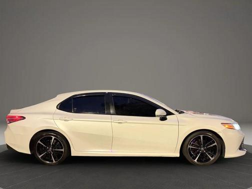 2018 Toyota Camry XLE