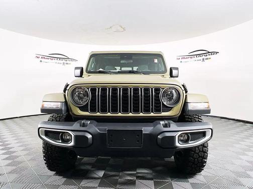 2025 Jeep Gladiator High Tide