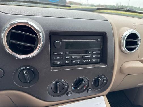 2006 Ford Expedition XLT