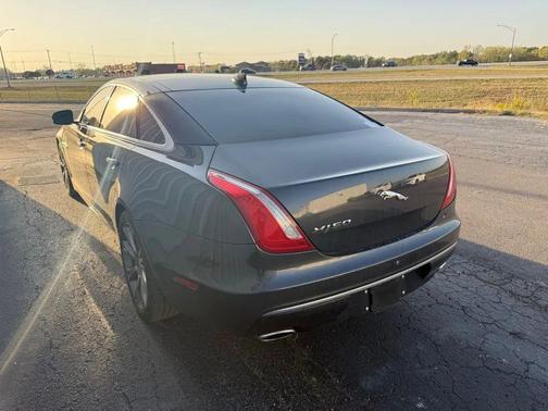 2019 Jaguar XJ XJL Portfolio
