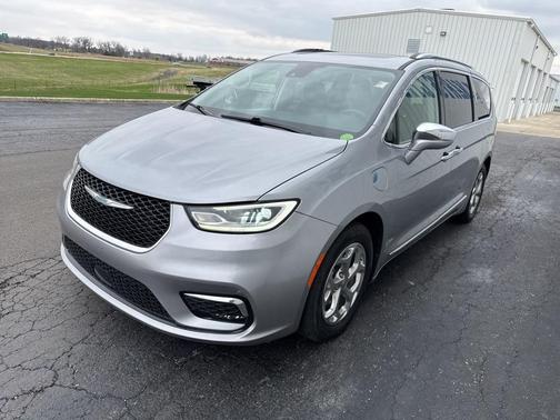 2021 Chrysler Pacifica Hybrid Limited
