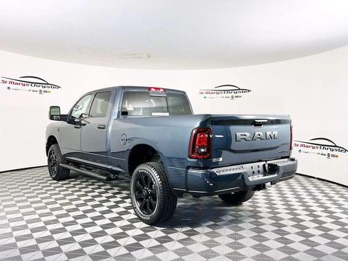 2026 RAM 2500 Tradesman Crew Cab 4x4 6'4' Box