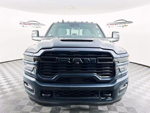 2026 RAM 2500 Tradesman Crew Cab 4x4 6'4' Box