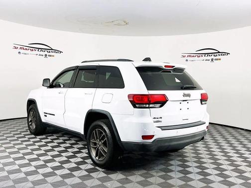 2016 Jeep Grand Cherokee 75th Anniversary