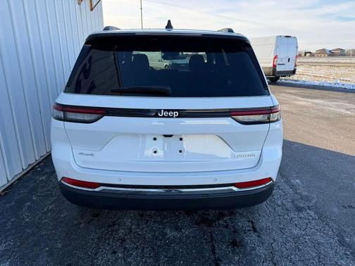 2024 Jeep Grand Cherokee Laredo