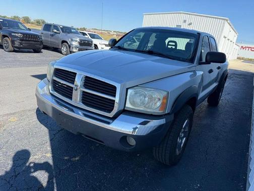 2005 Dodge Dakota SLT Quad Cab