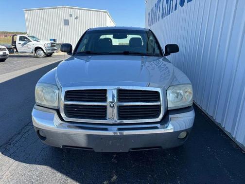 2005 Dodge Dakota SLT Quad Cab
