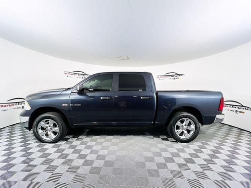 2017 RAM 1500 SLT