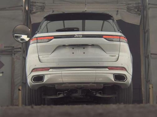 2024 Jeep Grand Cherokee Summit