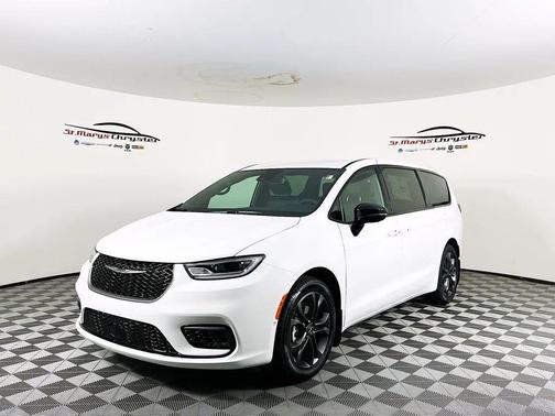 2026 Chrysler Pacifica L