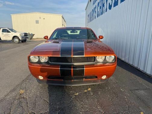 2011 Dodge Challenger Base