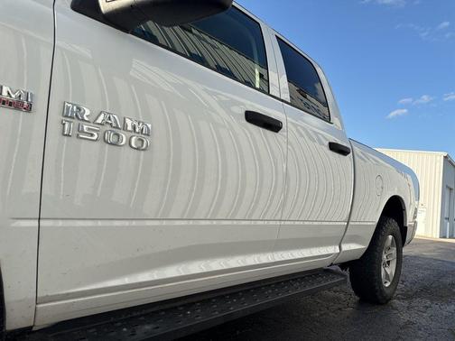 2018 RAM 1500 ST