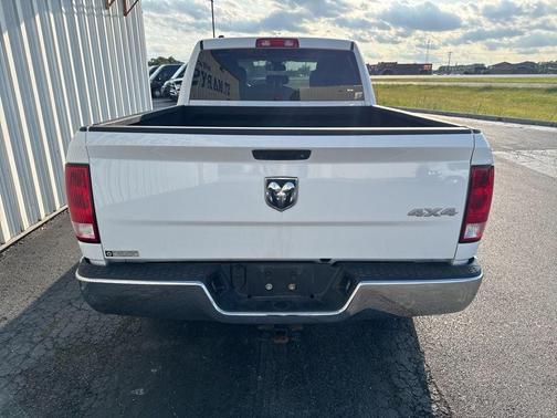 2018 RAM 1500 ST