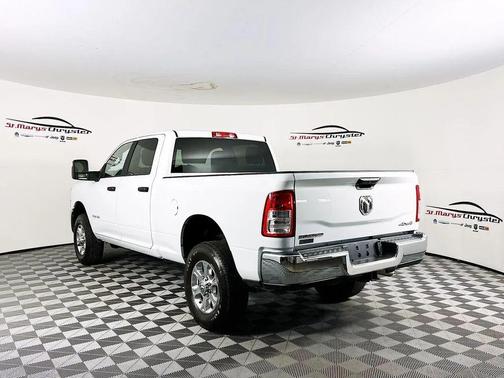 2024 RAM 2500 Big Horn Crew Cab 4x4 6'4' Box