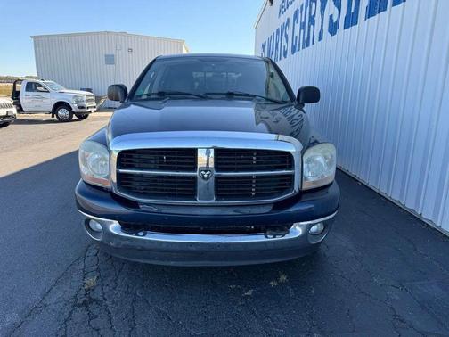 2006 Dodge Ram 2500 SLT Mega Cab