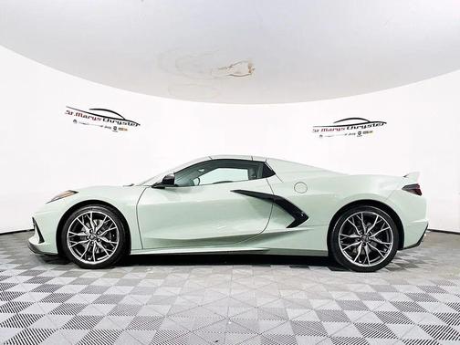 2024 Chevrolet Corvette Stingray w/3LT