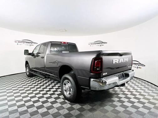 2025 RAM 2500 Tradesman Crew Cab 4x4 8' Box