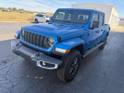 2024 Jeep Gladiator Sport S