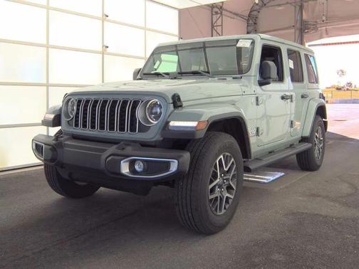 2024 Jeep Wrangler 4-Door Sahara 4x4