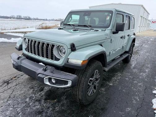 2024 Jeep Wrangler 4-Door Sahara 4x4