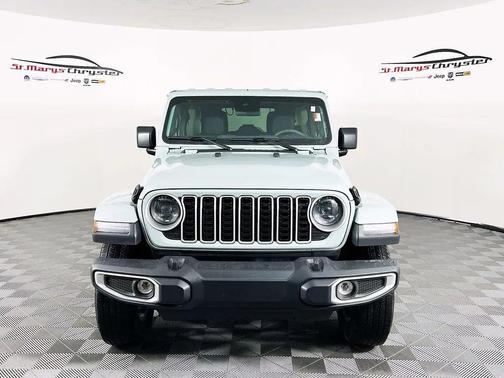 2024 Jeep Wrangler 4-Door Sahara 4x4