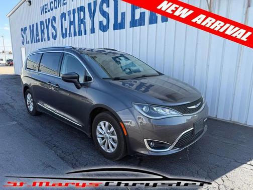 2018 Chrysler Pacifica Touring-L