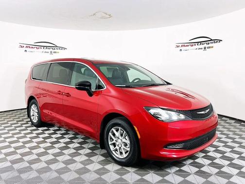 2026 Chrysler Voyager LX