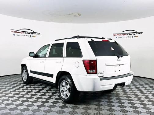 2006 Jeep Grand Cherokee Laredo
