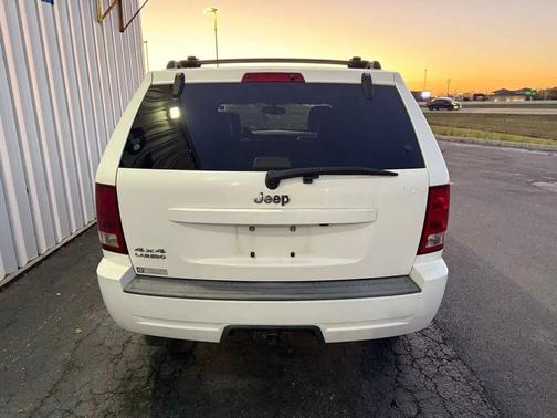 2006 Jeep Grand Cherokee Laredo