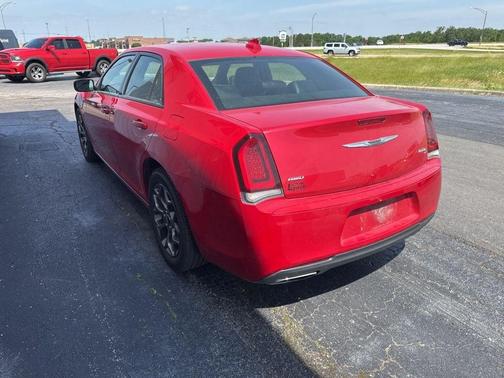 2017 Chrysler 300 S