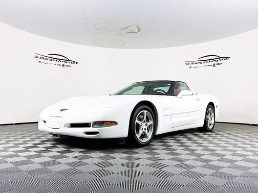 2004 Chevrolet Corvette Base
