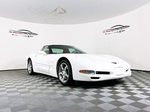 2004 Chevrolet Corvette Base