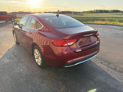 2016 Chrysler 200 Limited