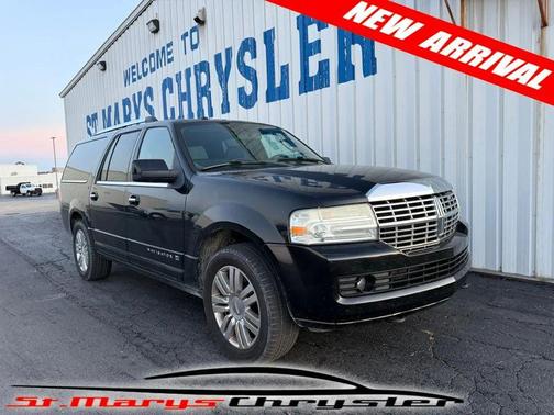 2011 Lincoln Navigator Base