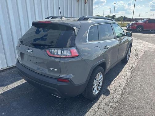 2022 Jeep Cherokee Latitude Lux