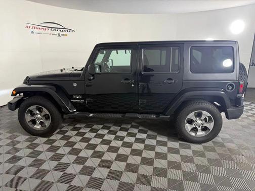 2017 Jeep Wrangler Unlimited Sahara