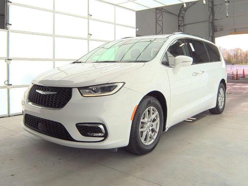 2021 Chrysler Pacifica Touring-L