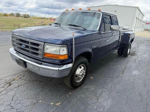 1995 Ford F-350 XL SuperCab DRW